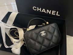 -CHANEL(恒隆广场店)