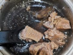 生熟地炖龙骨汤-银记肠粉店(中山一路店)