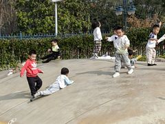 -季高兔窝窝亲子园(上海薰衣草公园店)