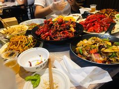 -巴厘龙虾·榜首油焖大虾(音乐学院·沿江酒馆店)