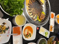 -木槿花韩式炭烤·熟成肉工坊(孙文东路店)