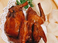 秘制脆皮乳鸽-避风塘·金牌店·夜宵(金玉兰店)