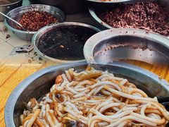 -灵山卢梅燕粉店