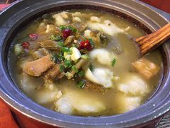 -周鱼小馆石锅酸菜鱼(活力汇店)