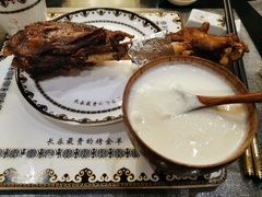 烤小羊腿-蒙古人烤羊大师(工农大路创始店)