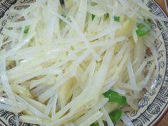 -乡土特色.冷锅鱼.牦牛肉汤锅