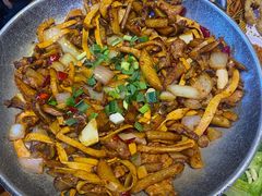 -唐师傅湘西名菜馆(武陵路店)
