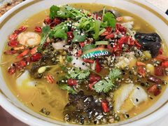 赛里木湖沸腾鱼-阿娜尔·新疆菜(万科未来中心店)