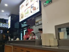 -小姜锅贴(凤凰街店)