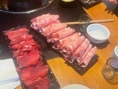 -果松木炭酸菜铜火锅·外婆参鸡汤