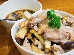 剔骨肉拌茄子-隆喜元鱼汤包·海鲜(中联广场店)