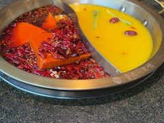 -小天鹅火锅·一线江景洪鼎旗舰店(洪崖洞店)