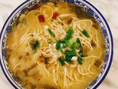-轻捞慢起面馆(新世界百货店)