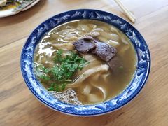 -十二忠手拉面(中华路店)