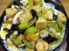 -老东镇啤酒屋海鲜加工·蒸汽海鲜·海鲜烧烤(台东店)