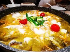 -山城外·非遗酸菜鱼(蜀都万达店)