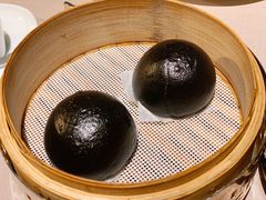 流沙包-荣轩(新荣记环球金融中心店)