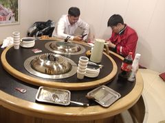 -锅老头海鲜铁锅炖