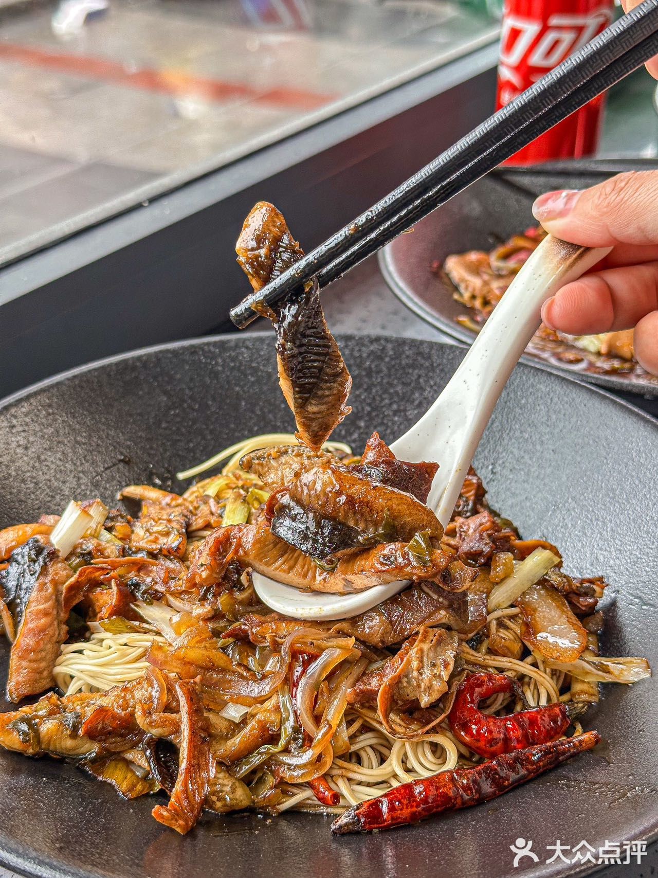 白月光非得是人吗，这碗面也可以啊！！！