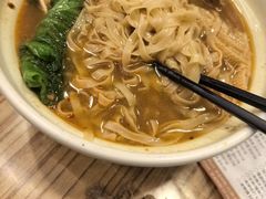 -新记美食(关闸店)