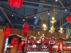 -老滇山寨•云南特色菜•地方菜•民族风情歌舞表演(金碧店)