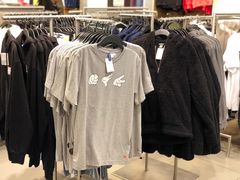 -H&M(华润万象城店)