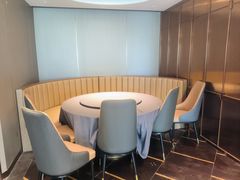 -上海浦东康桥绿地假日酒店