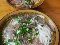 -肇兴特色牛肉粉
