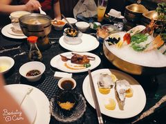 -半岛翡丽海鲜自助餐厅(观风亭店)