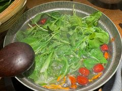 -吃饭皇帝大土家民族菜(正大广场店)
