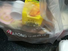 -华荣西饼屋(榕江店)
