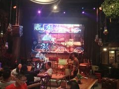 -胡桃里乐队酒馆(鎏嘉码头店)