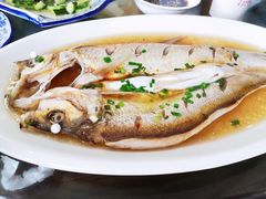 -七的湖·晚芳亭·阳澄湖农家菜·大闸蟹(莲花岛店)