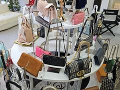 -六六奢品·vintage中古·回收二手奢侈品包包手表首饰(环球港店)