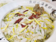 -江渔儿酸菜鱼·拔草餐厅(虎门君乐汇店)