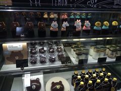 -LINE FRIENDS Garosu-gil Flagship Store