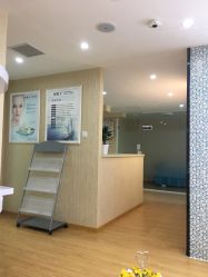 -痘院士专业祛痘皮肤管理