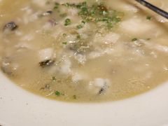 -严记小天府酸菜鱼(西四路店)