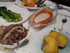 -领鲜活海鲜榴莲自助火锅(东门店)