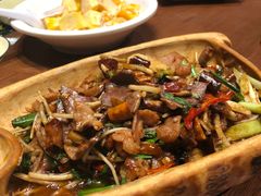 -老滇山寨•云南特色菜•地方菜•民族风情歌舞表演(金碧店)