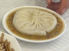 蟹黄汤包-怡园饭店-餐厅(四望亭店)