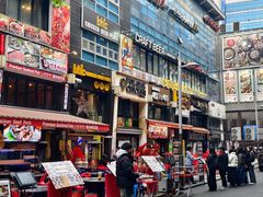 -BHC炸鸡(明洞总店)