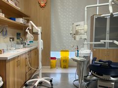 -上海仁爱医院口腔科 · 种植