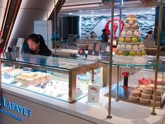 面包甜点陈列柜-PAUL LAFAYET 法式甜品(港汇广场店)