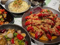 -巴厘龙虾·榜首油焖大虾(音乐学院·沿江酒馆店)