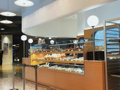 面包甜点陈列柜-OUR Bakery(SKP-S店)