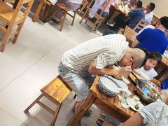 -乡土特色.冷锅鱼.牦牛肉汤锅