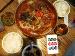 -成都你六姐·牛肉冒菜(上海环宇荟店)