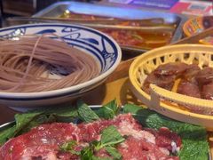 -洱火云南酸菜牛肉火锅(石景山当代商城店)