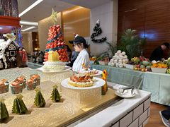 -湖景知味西餐厅•自助餐• 轻食(南京金茂威斯汀大酒店)